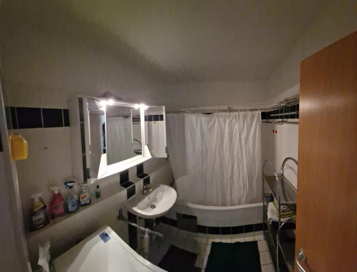 Dancelandliving 1220 *