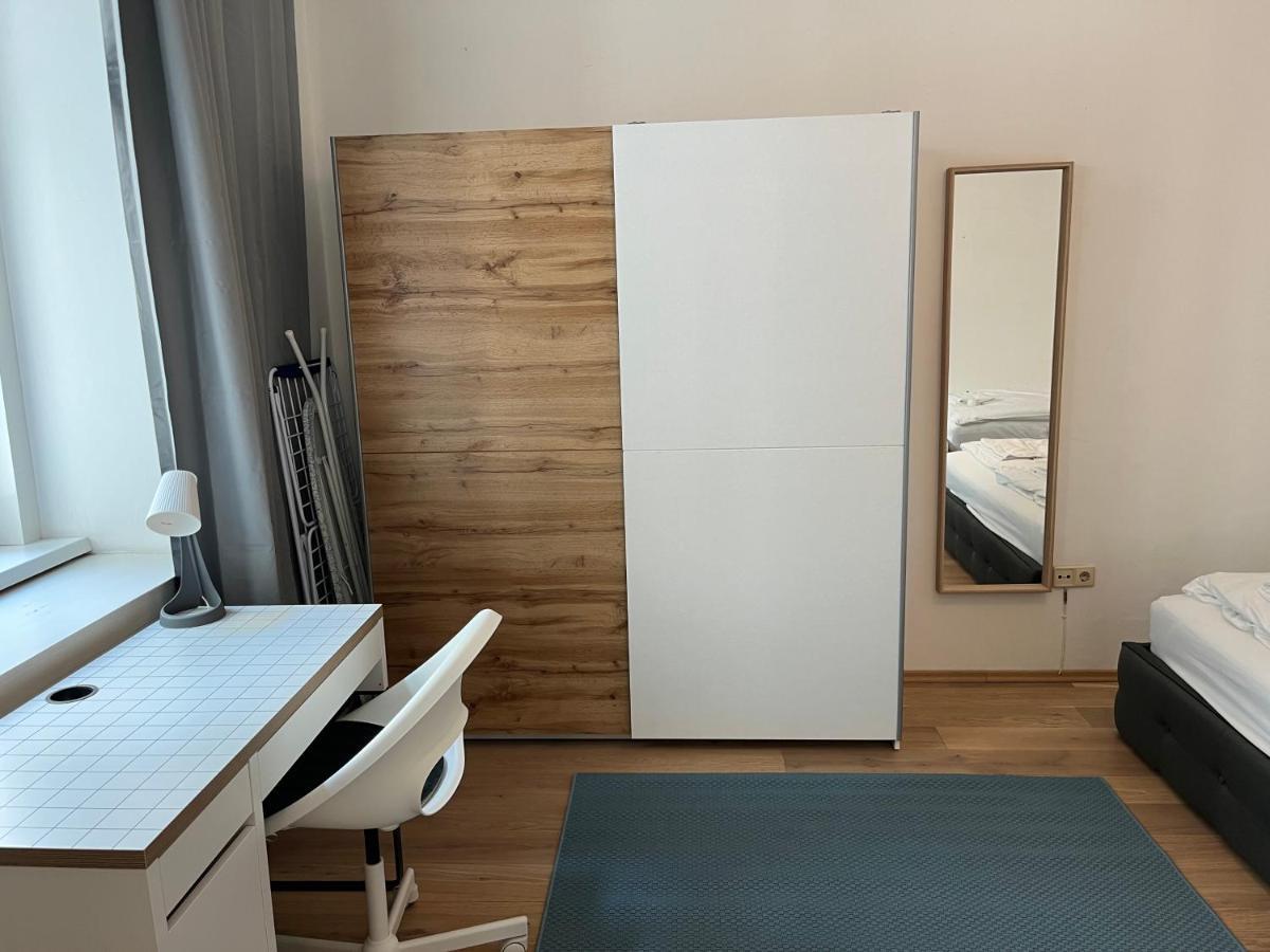 Stylish Apt Near Urania 1br Apartment *