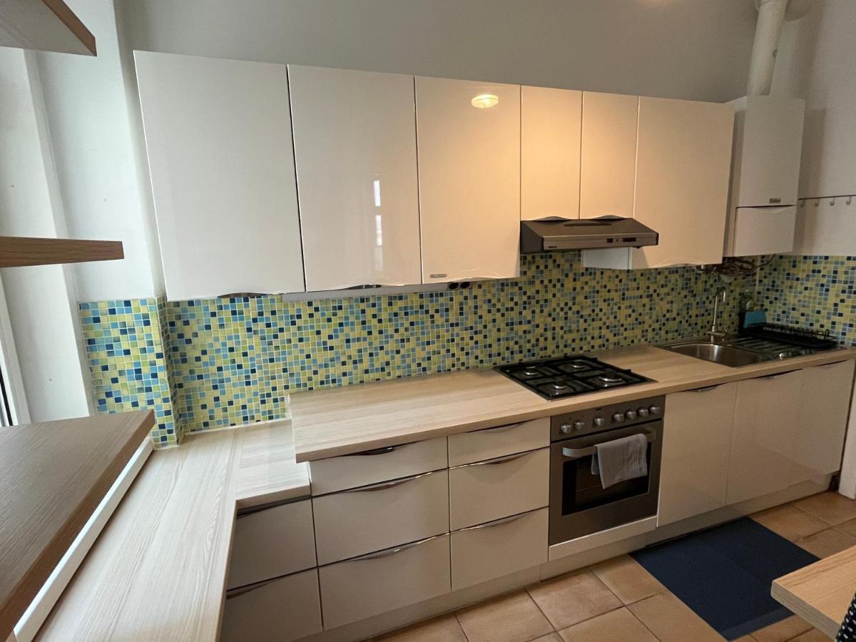 Apartment Stylish Apt Near Urania 1br *
