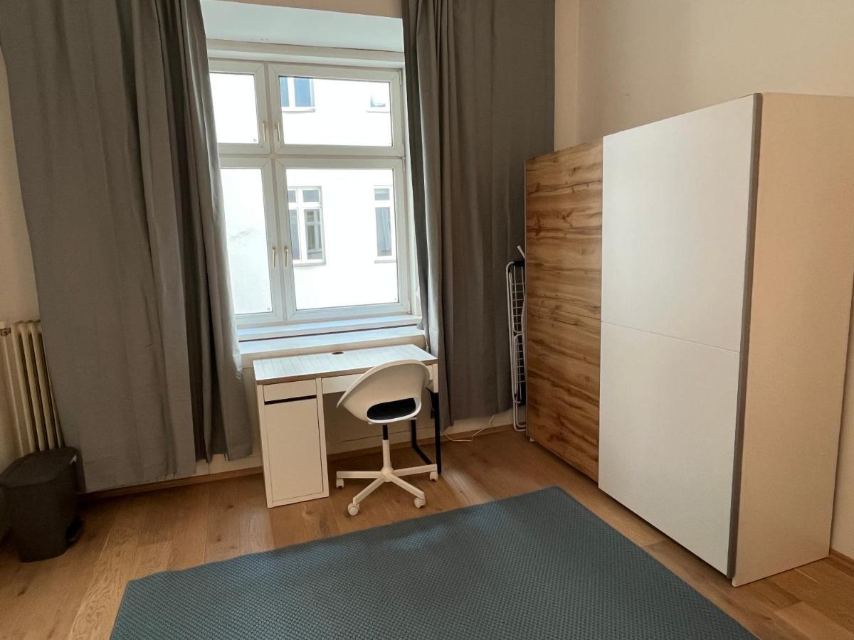Stylish Apt Near Urania 1br *