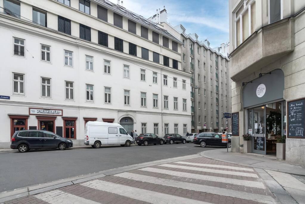 Studententraum Am Naschmarkt