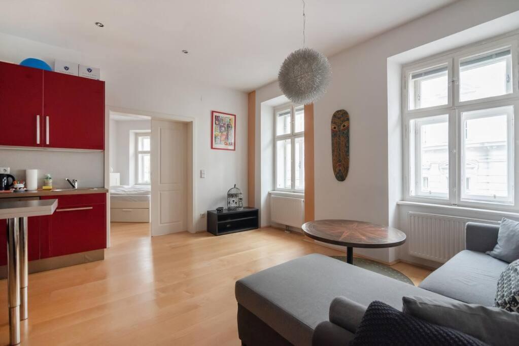 Studententraum Am Naschmarkt Apartment Vienna