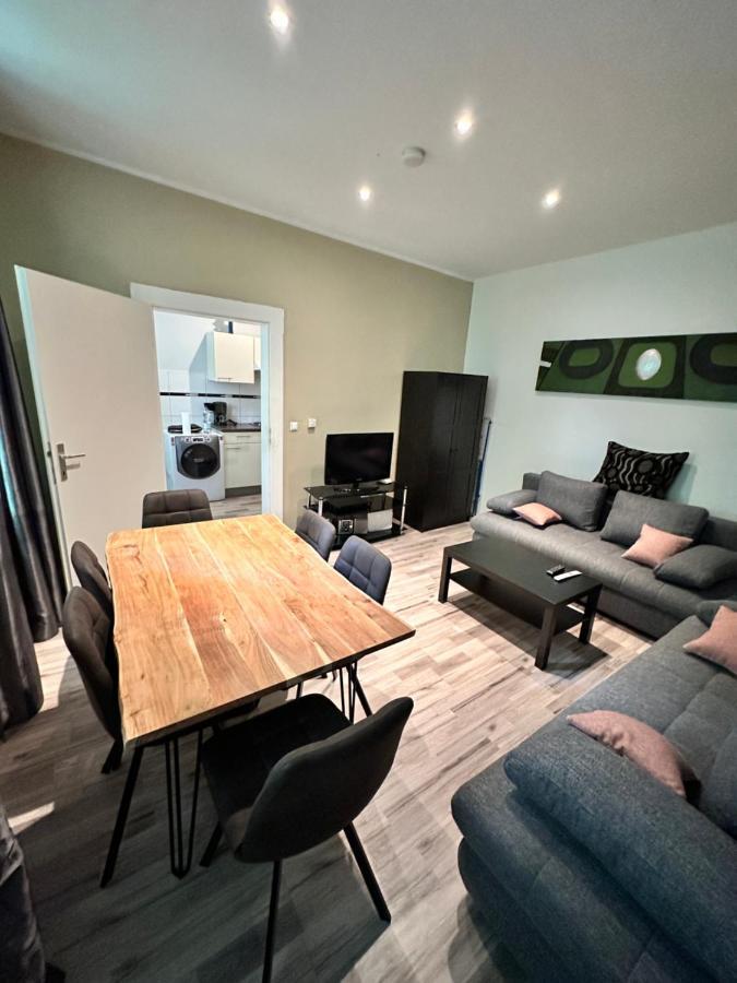 Modern Flat With 2 Rooms, Close To Schoenbrunn Appartamento *