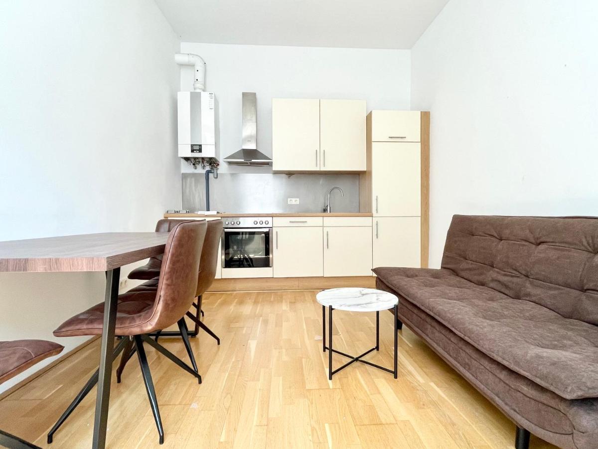 Cosy At Famous Kutschkermarkt Apartment