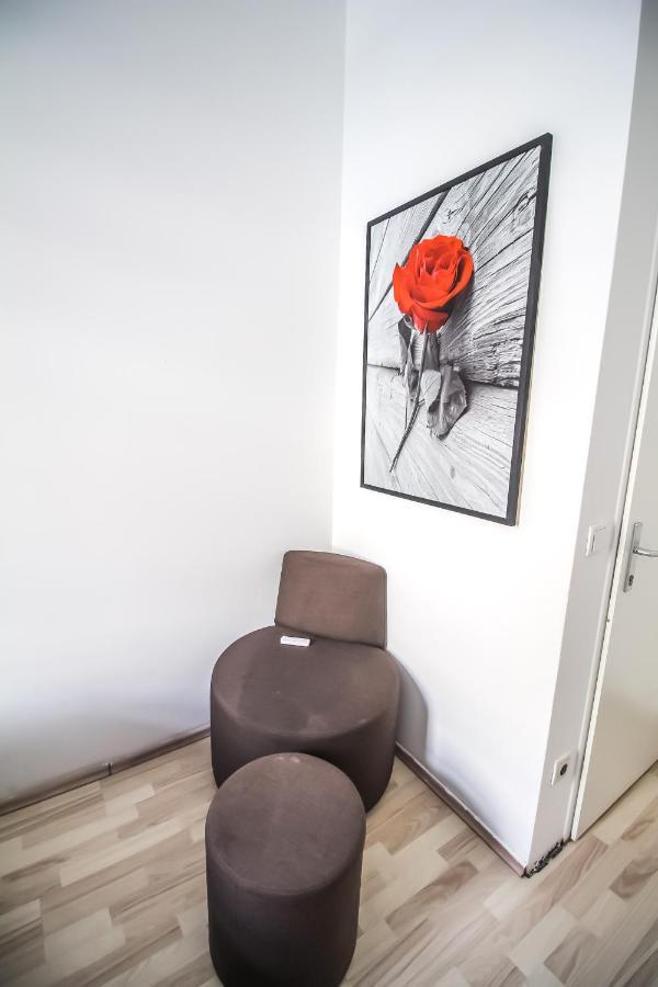 Aparthotel Private In Shared Pr3 *