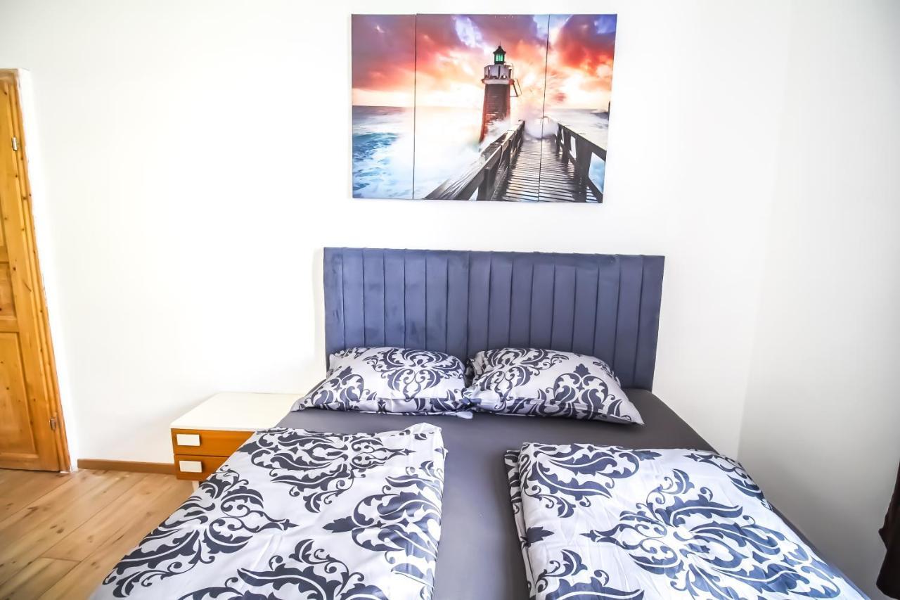 Private In Shared Pr6 * Vienna