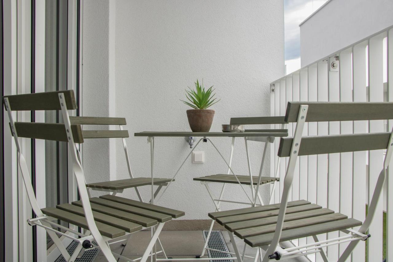Flat2go Modern - Harmony Of And Nature Apartment Wien