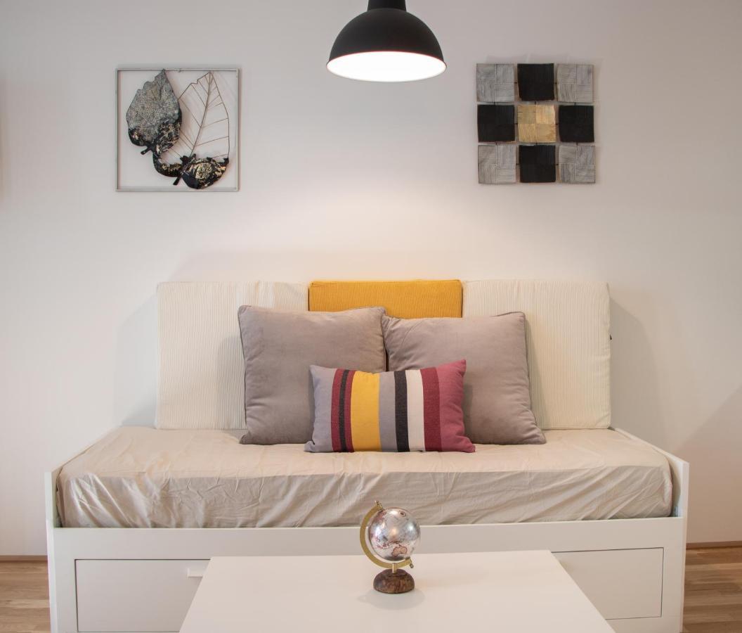 Flat2go Modern - Harmony Of And Nature Apartment