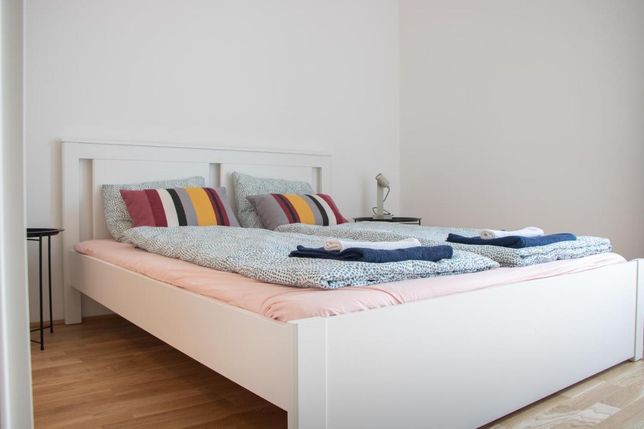 Flat2go Modern - Harmony Of And Nature