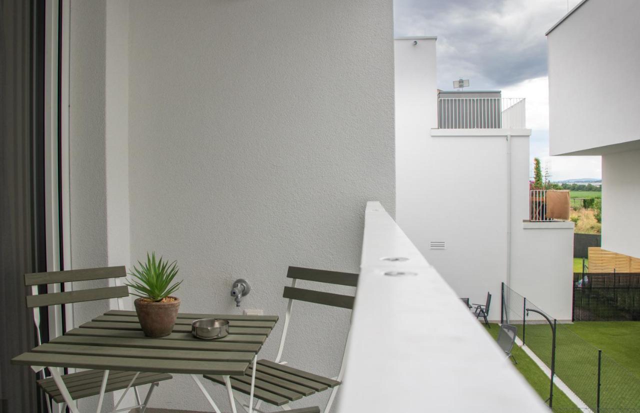 Apartment Flat2go Modern - Harmony Of And Nature