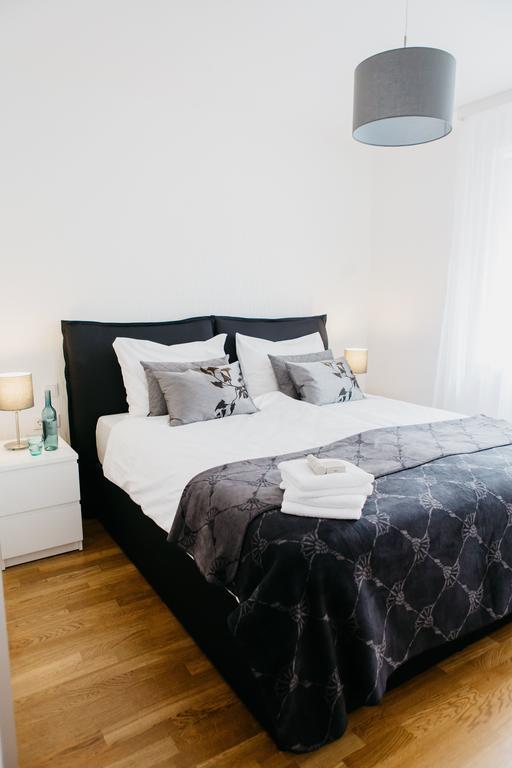 Apartment Sweet - A Cozy Welcome