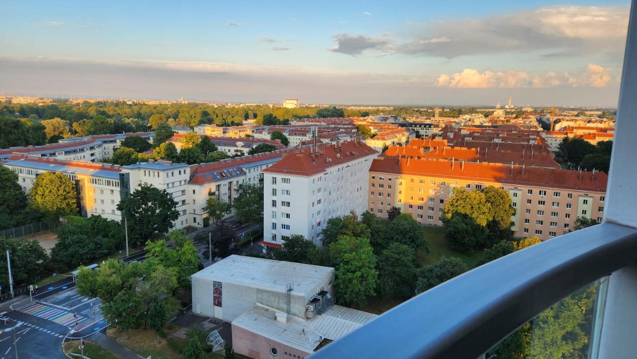 Appartamento Wonderful For 4 On The Danube River, Next To Vic & Austria Center *