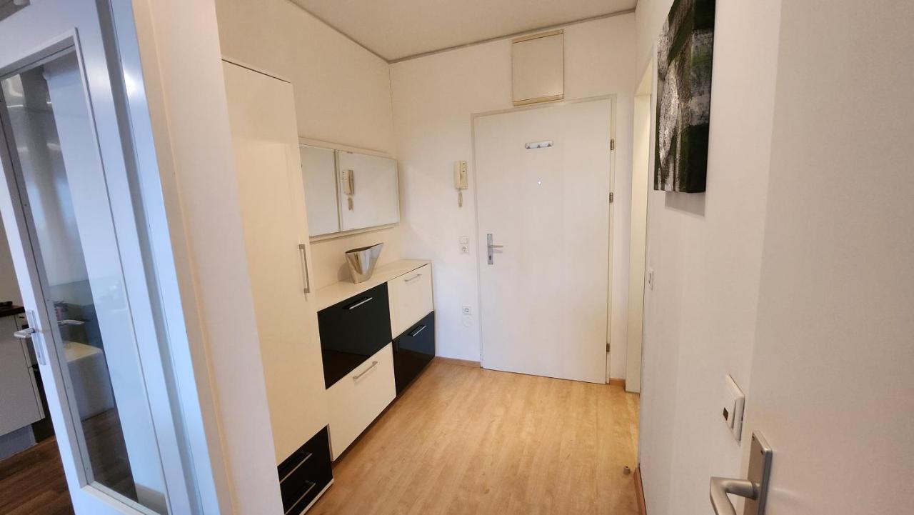 Wonderful For 4 On The Danube River, Next To Vic & Austria Center Appartamento Vienna