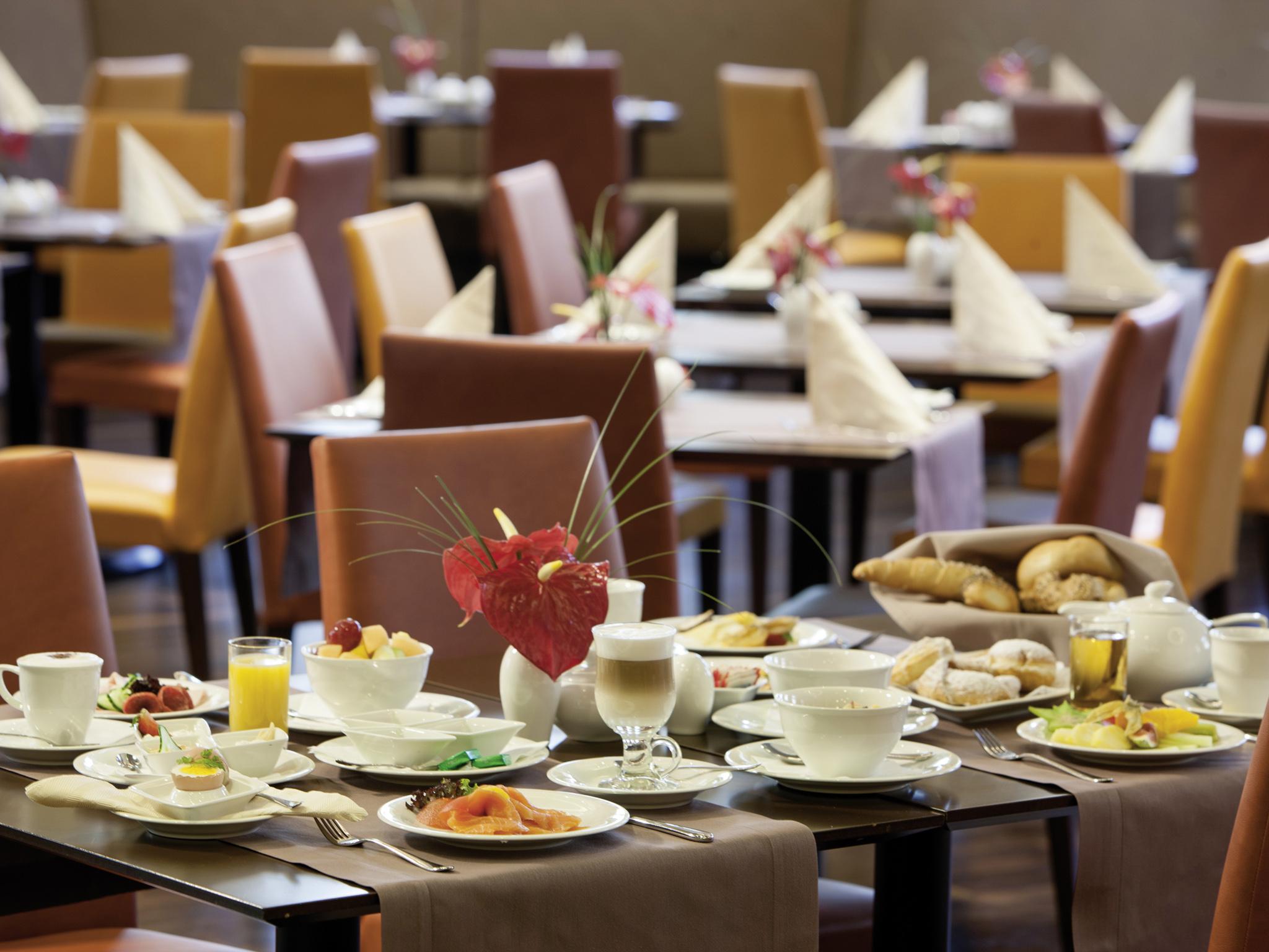 Austria Trend Savoyen Hotel
