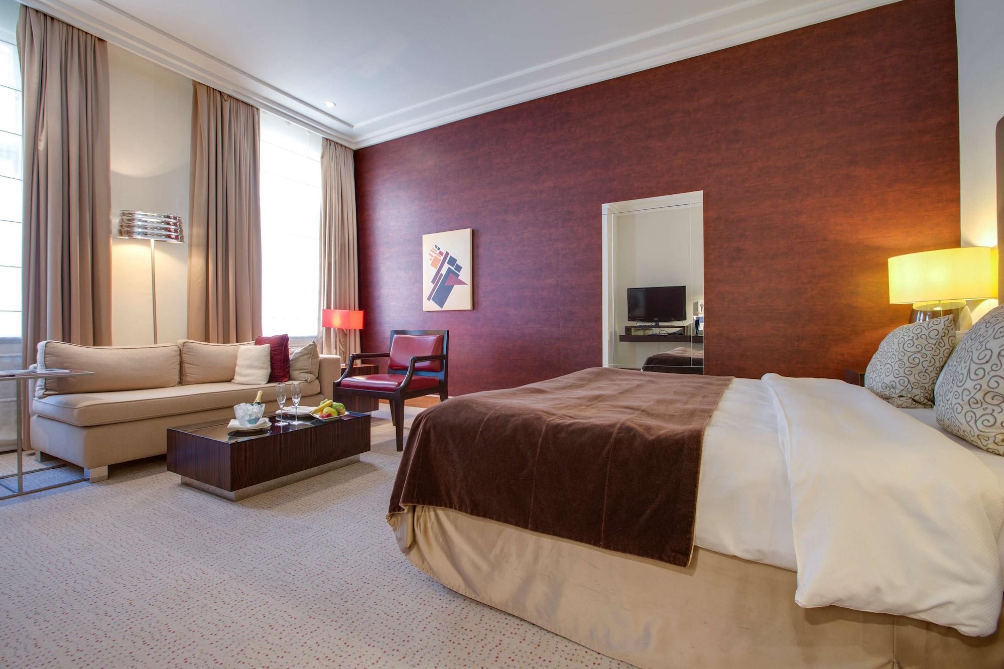 Hotel Radisson Blu Style Hotel, 4*