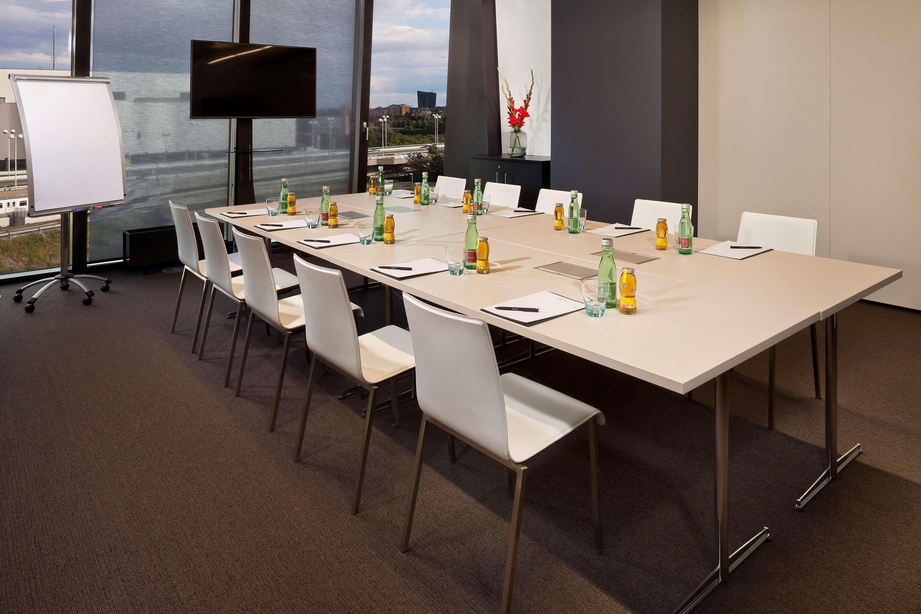 Melia Viena