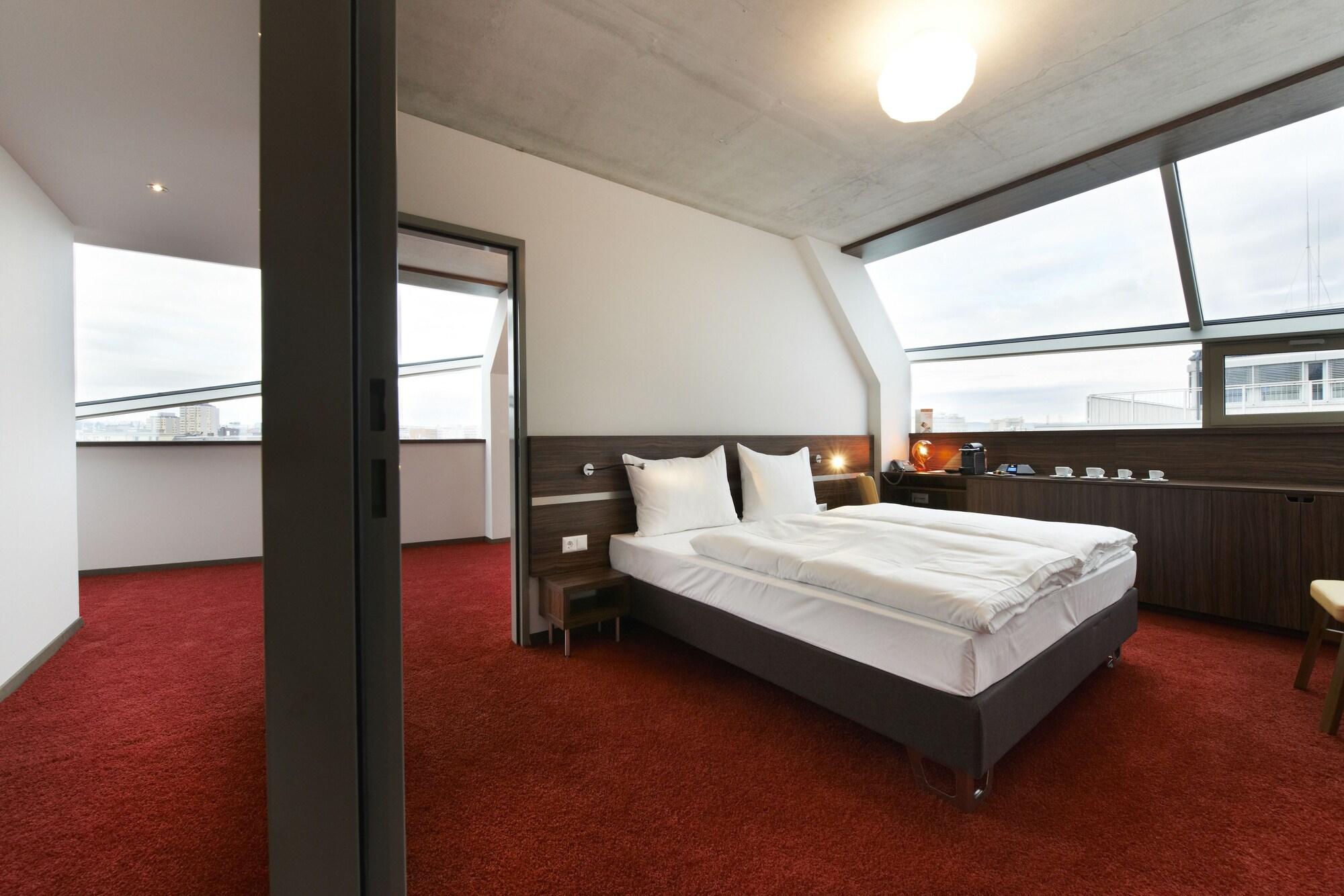 Simm's - Cityhotel Next To Metro U3 Hotel