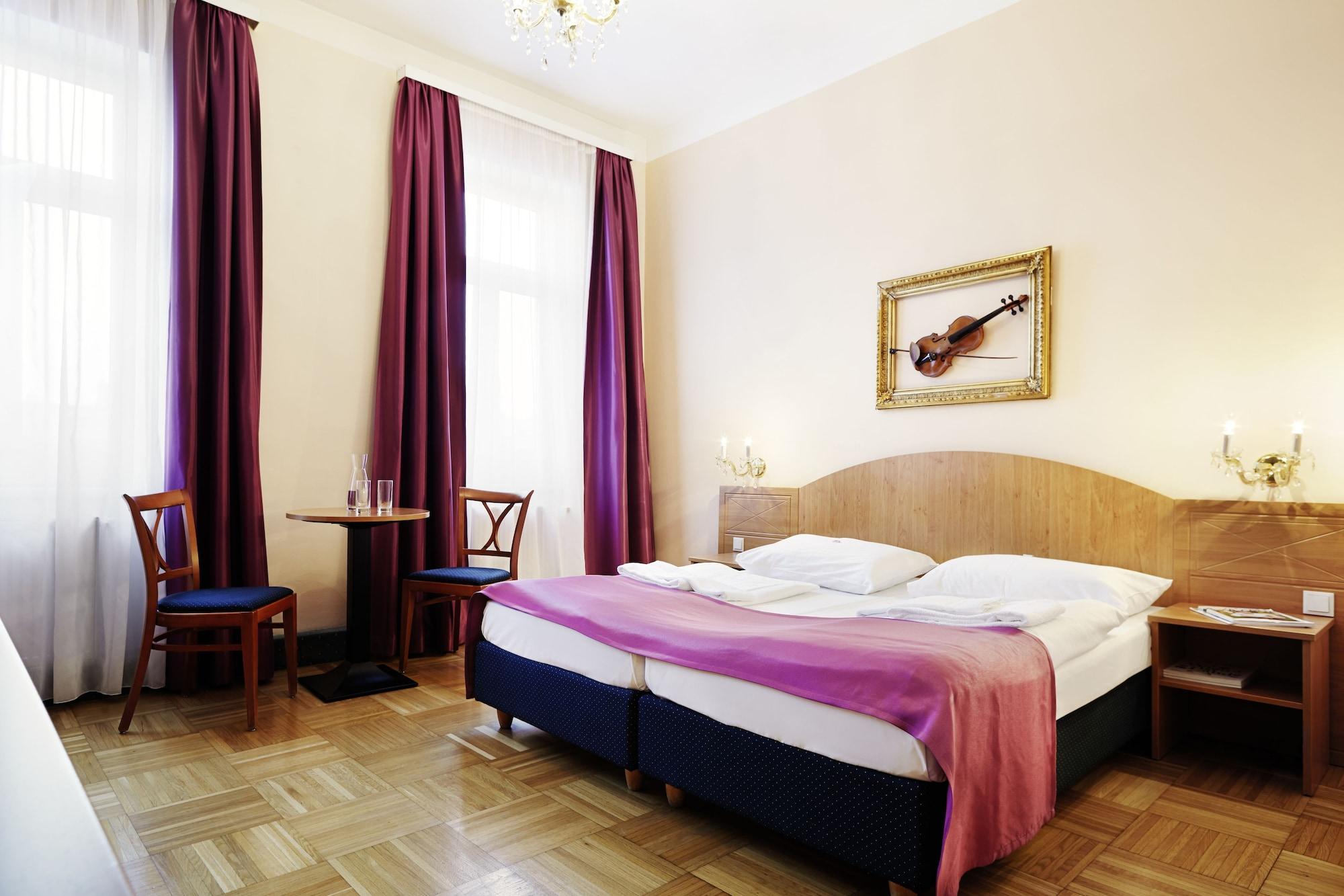 Boutiquehotel Donauwalzer 3*