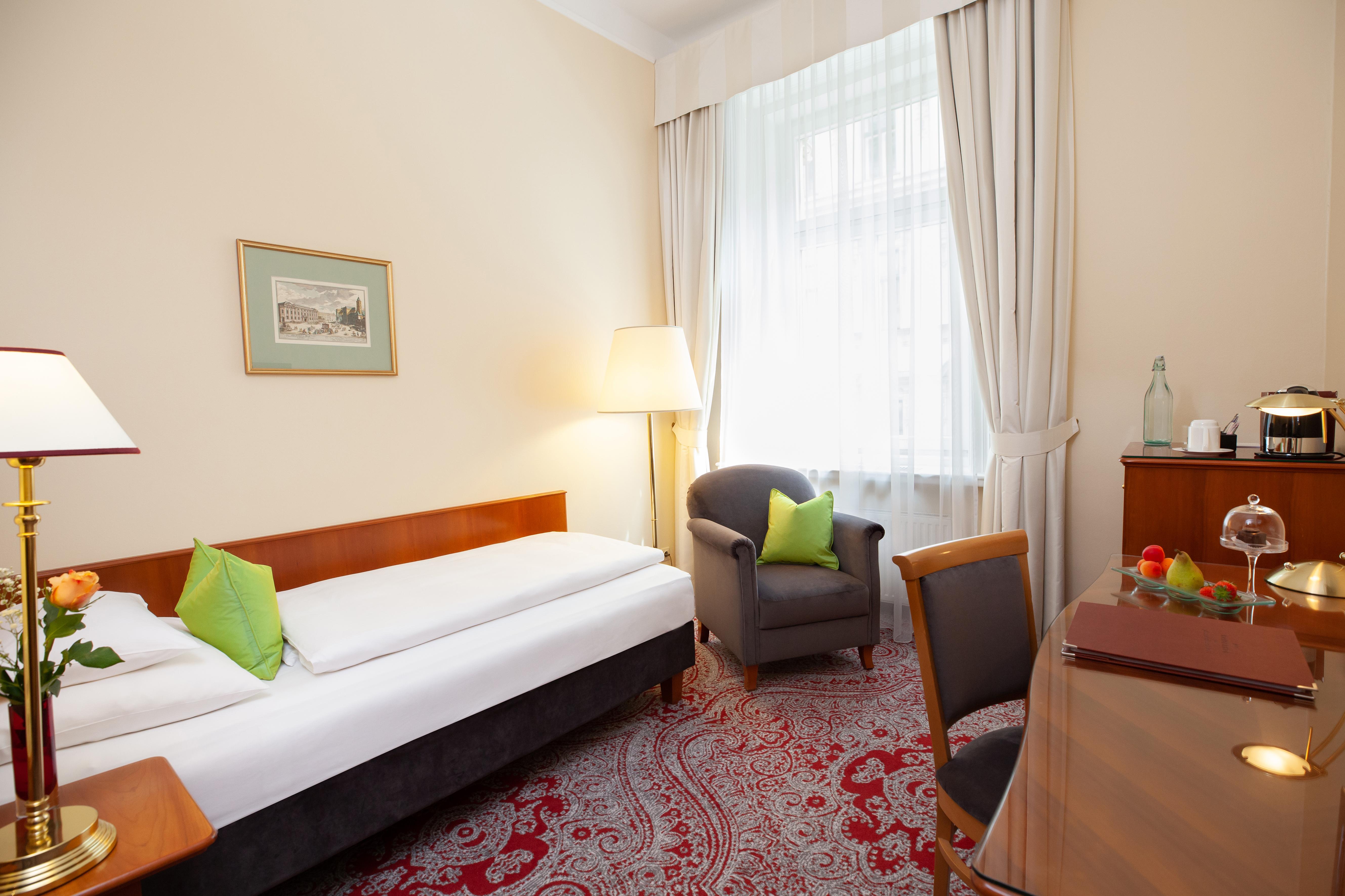 Kaiserhof 4* Vienna