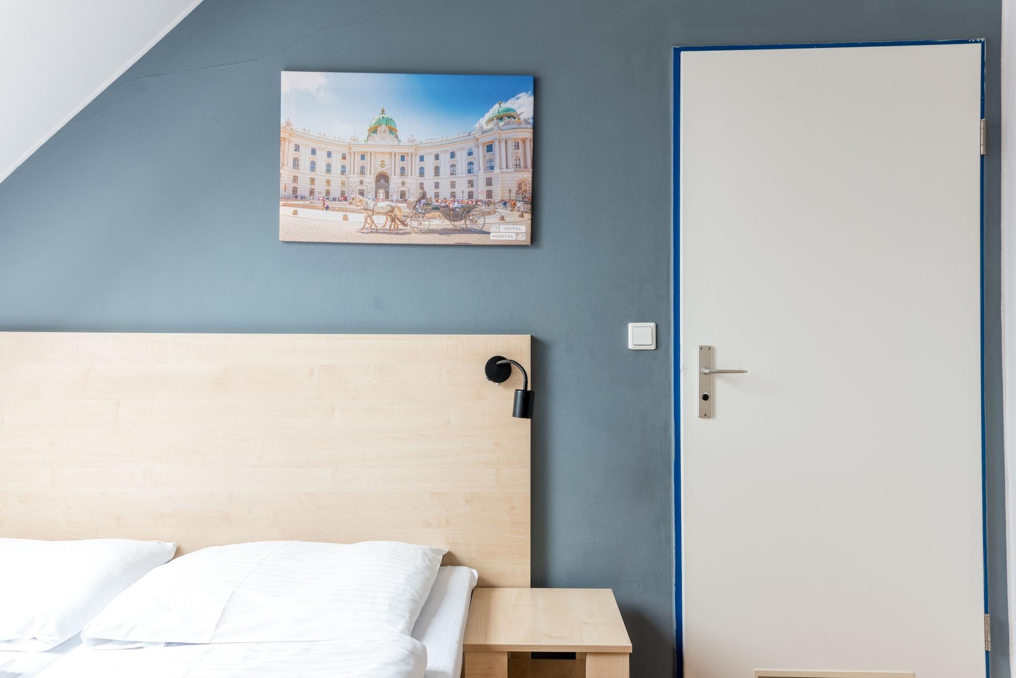 A&o Stadthalle Hostel *