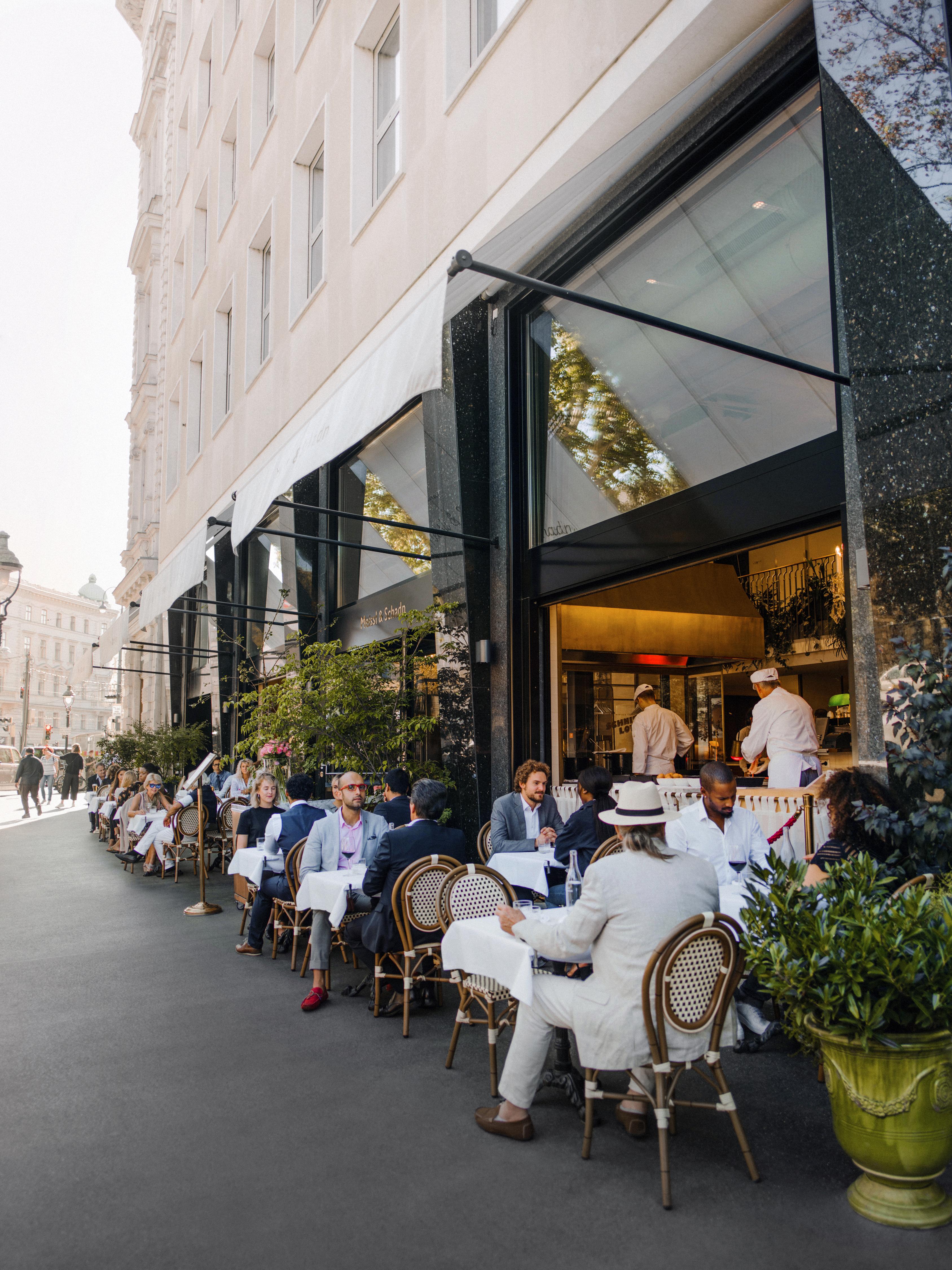 Grand Ferdinand - Your In The Center Vienna