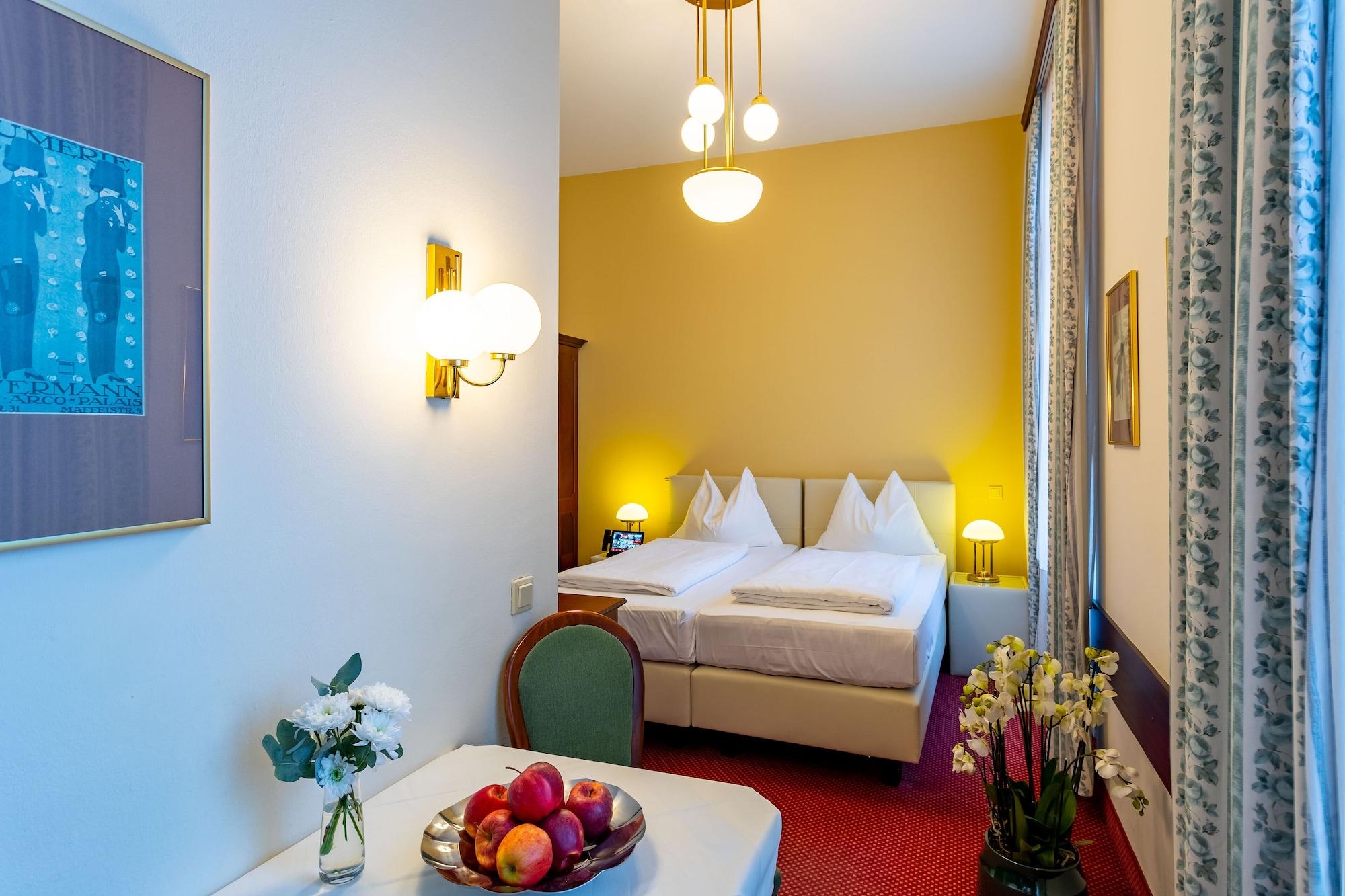 Theaterhotel & 4* Wien