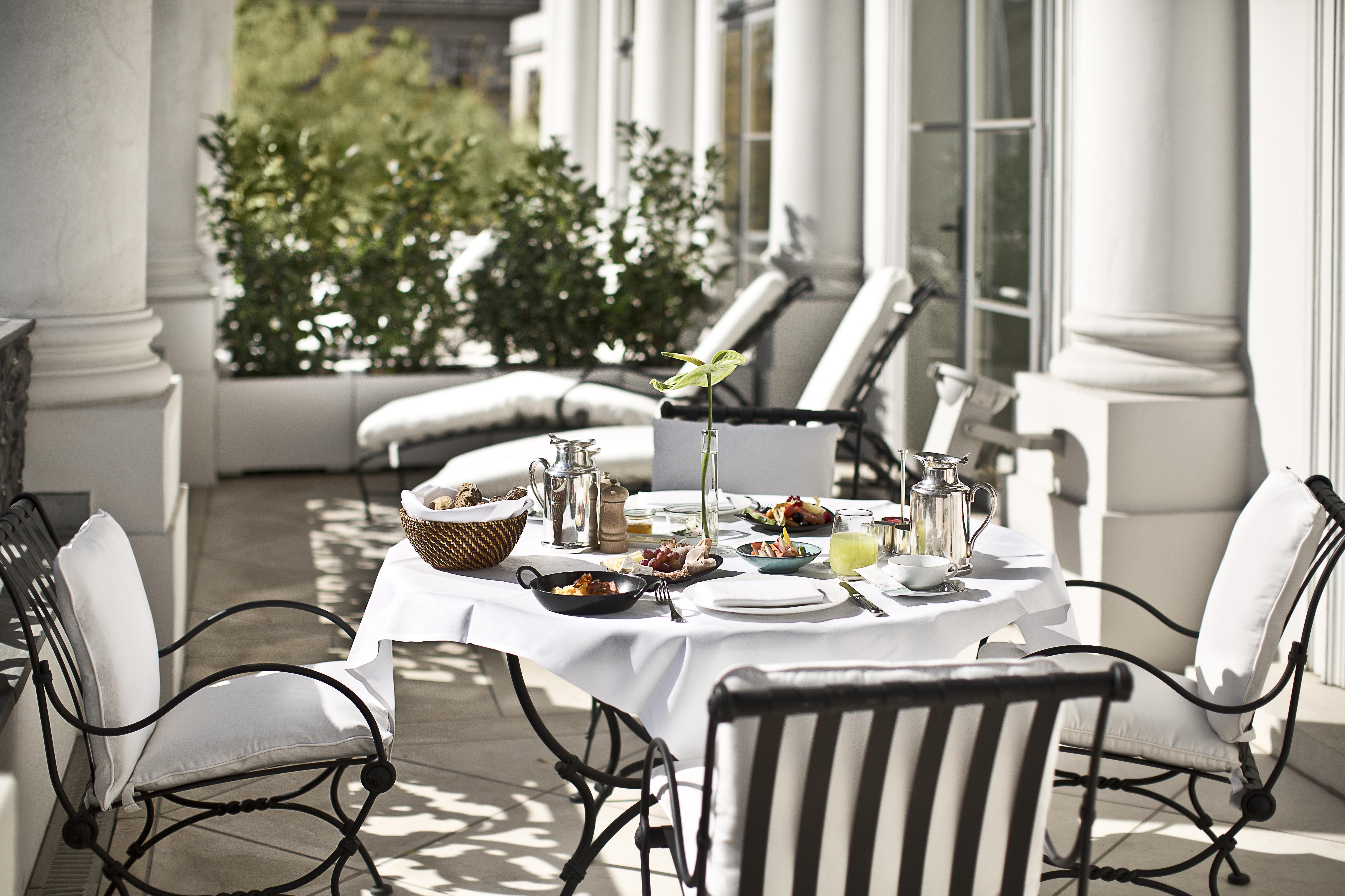 Hotel Palais Coburg 5*