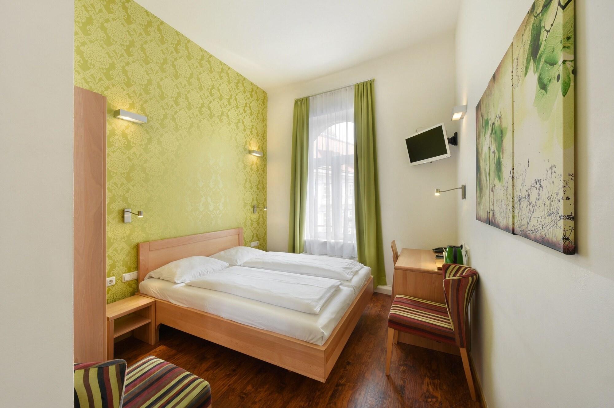 Hotel Mocca 3*