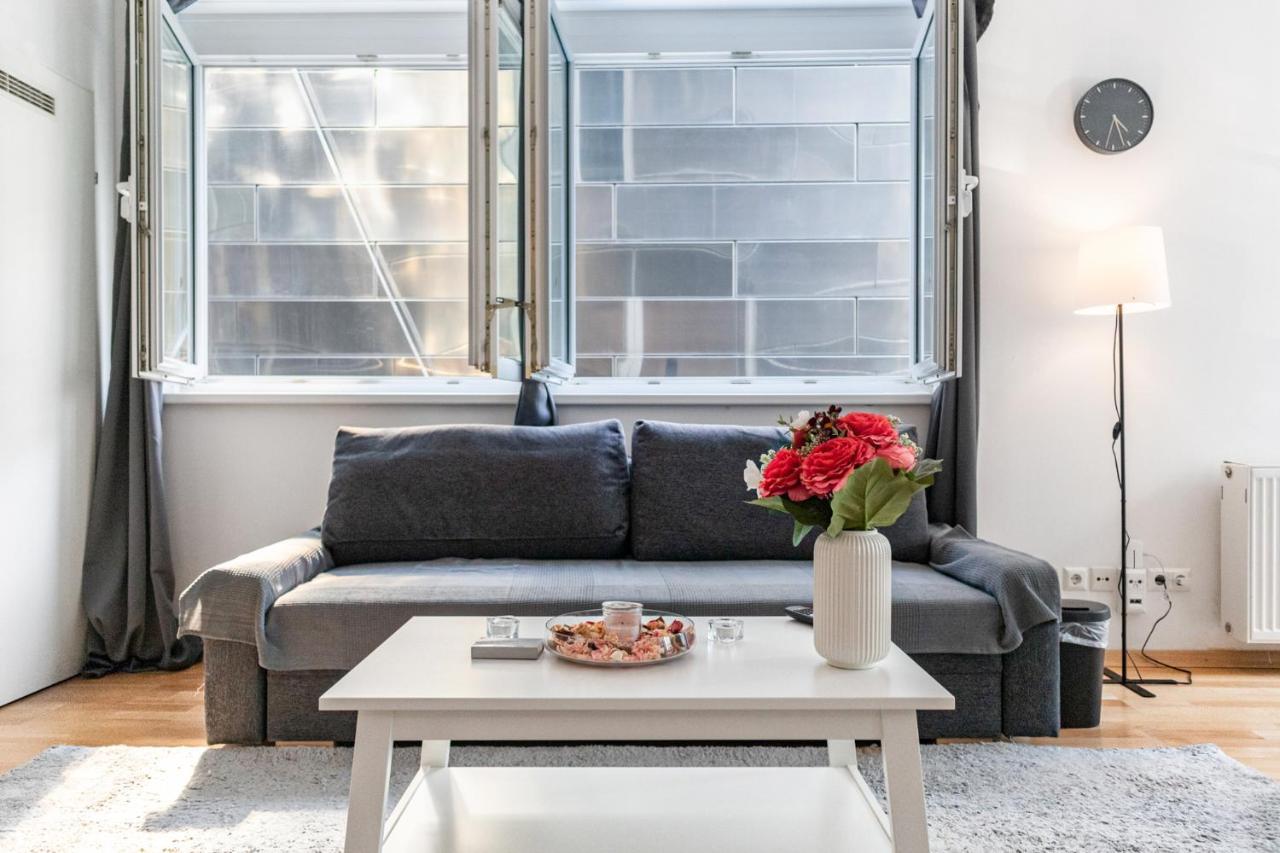 Gasometer - Designer Building With Amazing View Apartment Wien