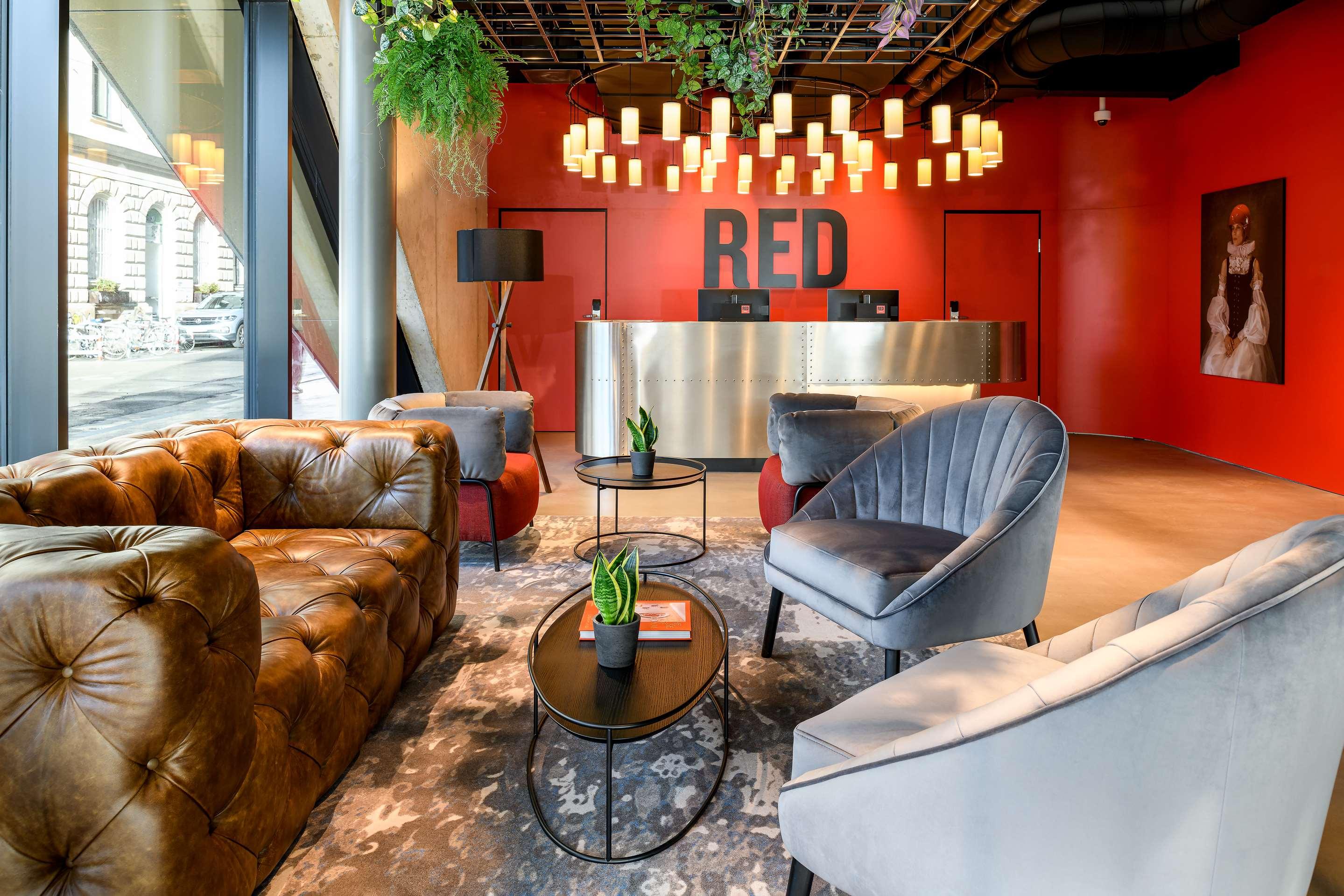 Radisson Red Hotel, 4* Vienna