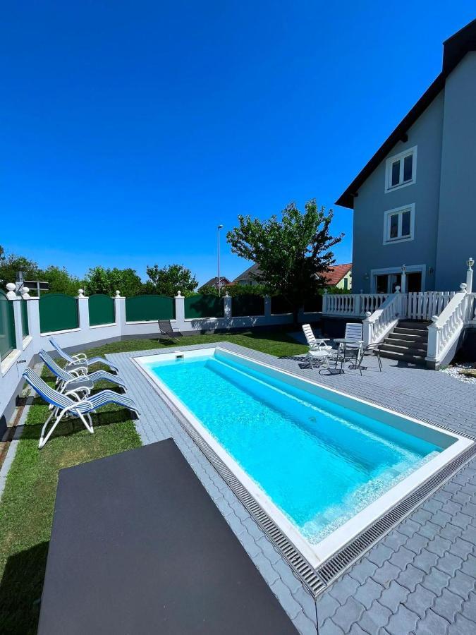 Atemberaubendes Loft Mit Pool *