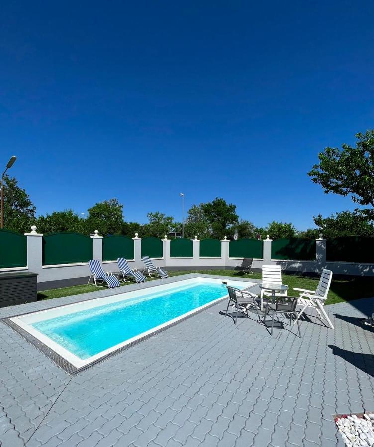 Atemberaubendes Loft Mit Pool Apartment *