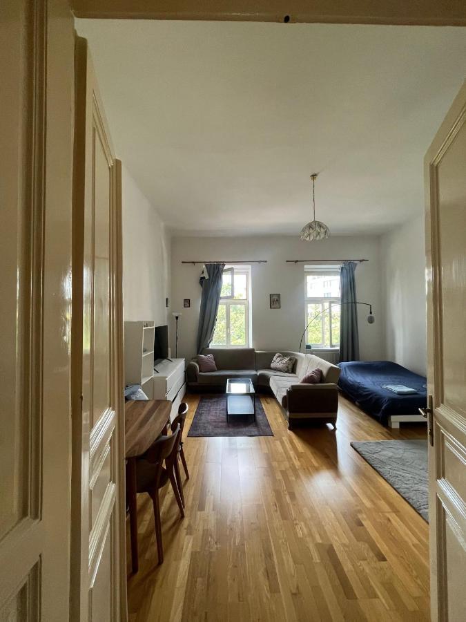 Cityzen Haven: Airbnb Delight Apartment *