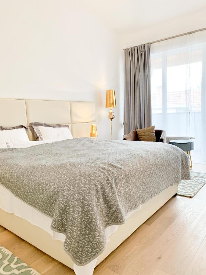 Holiday home Luxury Suburb House - Bright, Quiet, Beautiful Vienna