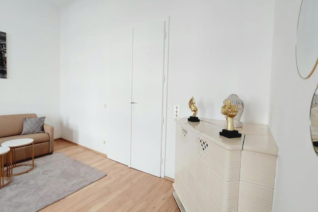 Apartment Checkinvienna 2 Bedrom Vienna