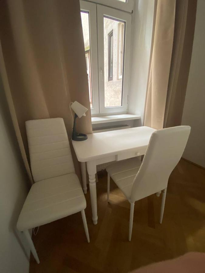 Komfortables Nahe U-bahn Apartment Vienna