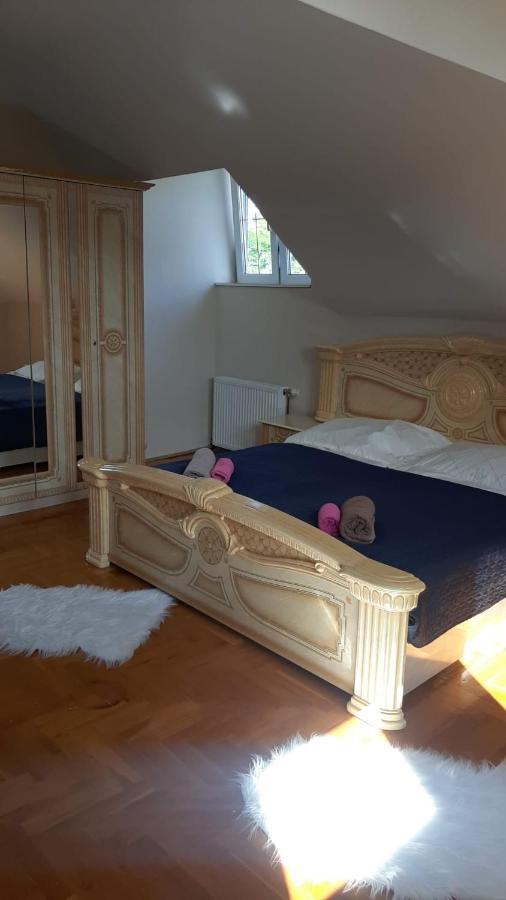 Arbeiterquartiere In Donaustadt Mit Gemeinschaftskuche Und Bad - Hacklerzimmer Homestay Vienna
