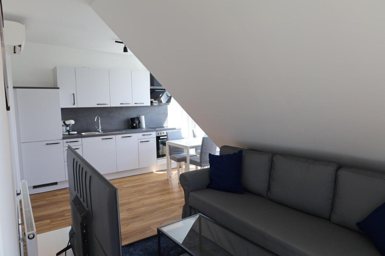 Penthouse Apartment *