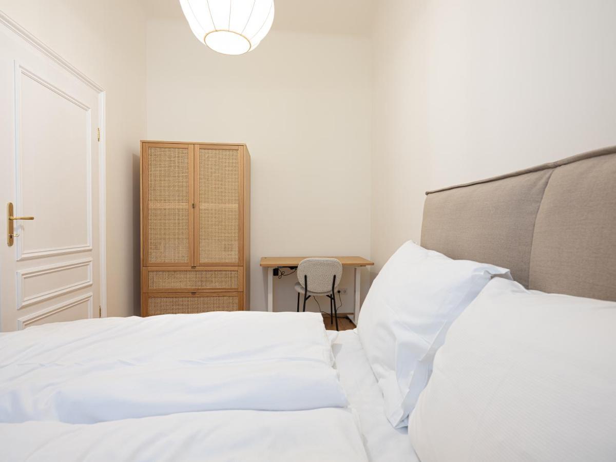 2 Bedroom - Modern Premium Centrally Located * Vienna