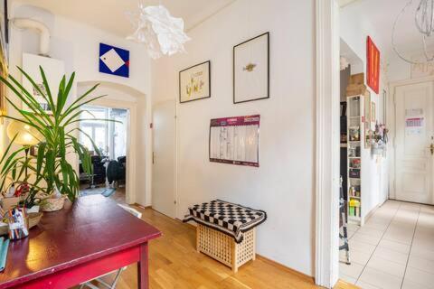 Fro-media - - Backside - Community Space - Vienna