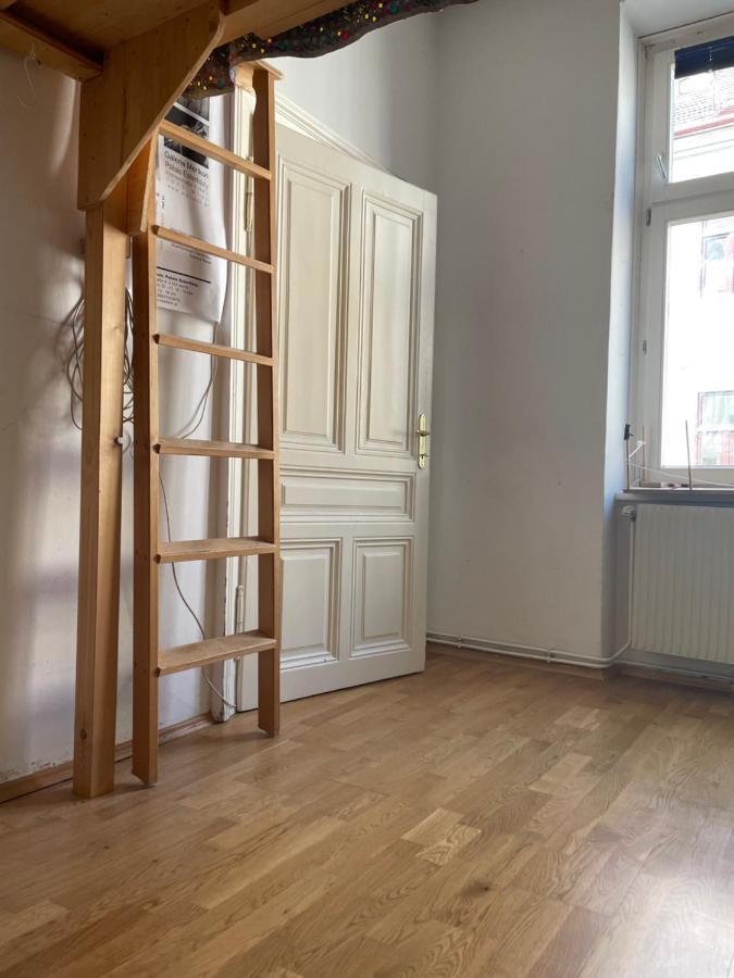 Fro-media - - Backside - Community Space - Vienna