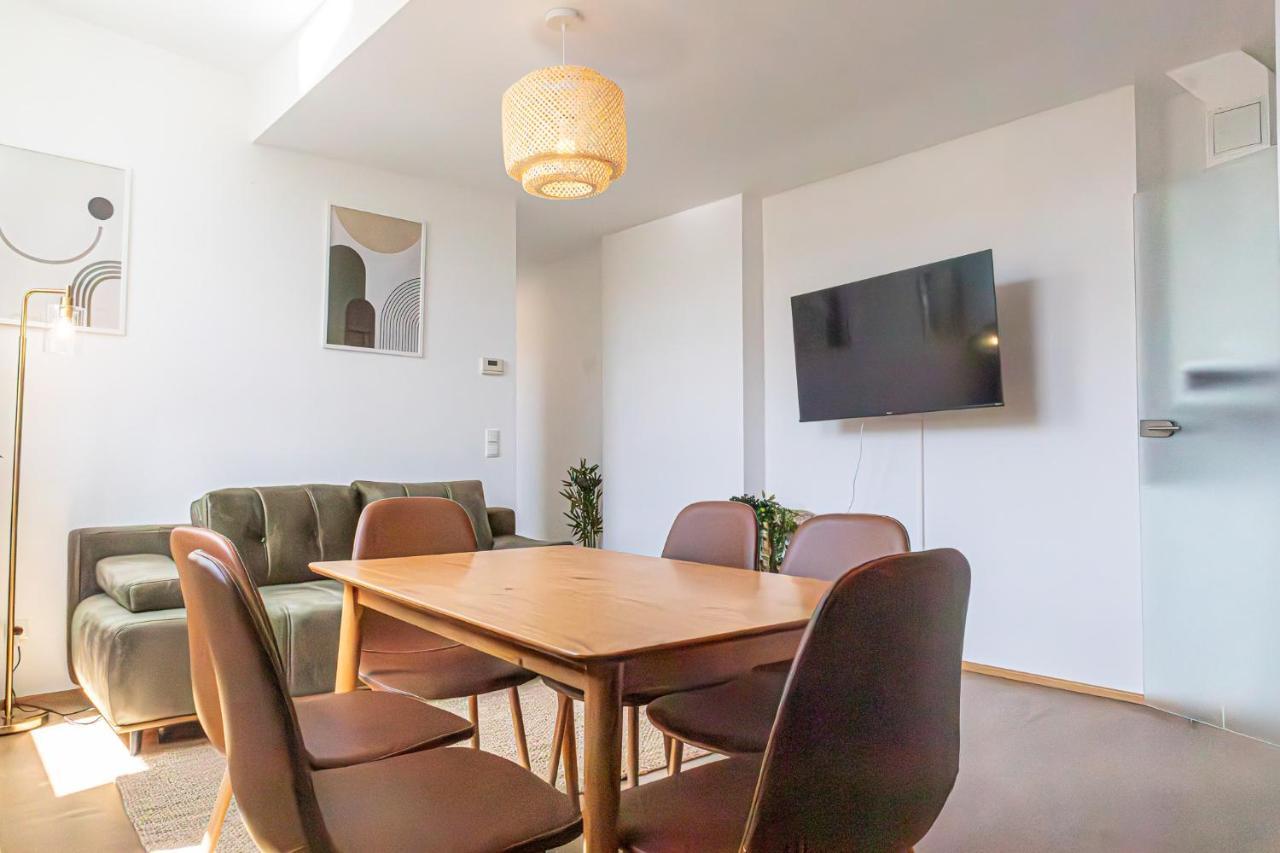 Charming 1br And 1lr Modern Design Donaustadt *