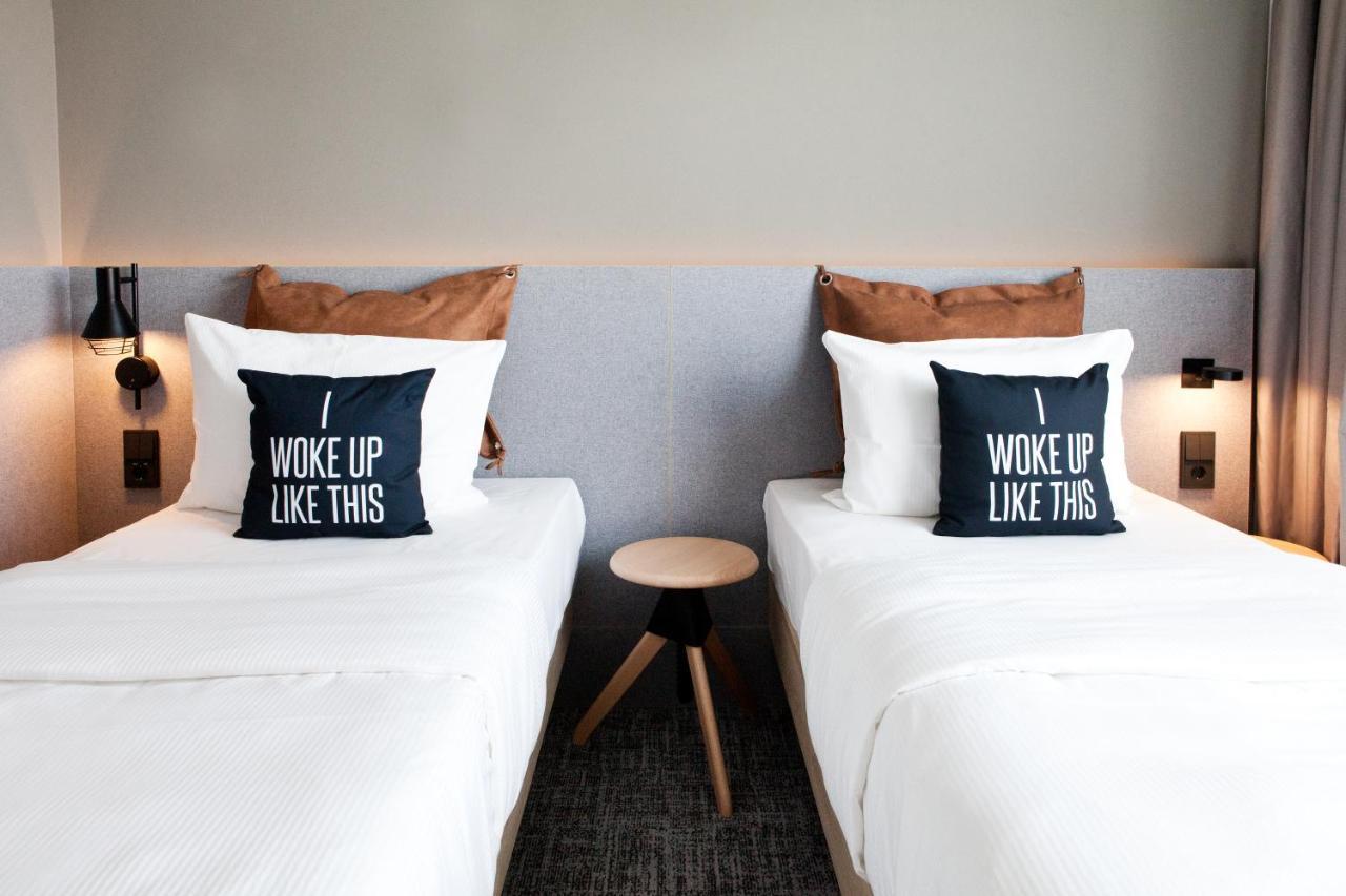 Hotel Moxy East *