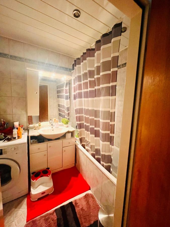 Alloggio in famiglia 10 Min From U1 - Private In Shared Vienna