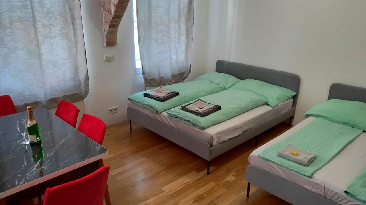 Cozynite Premium Stadthalle Apartment *