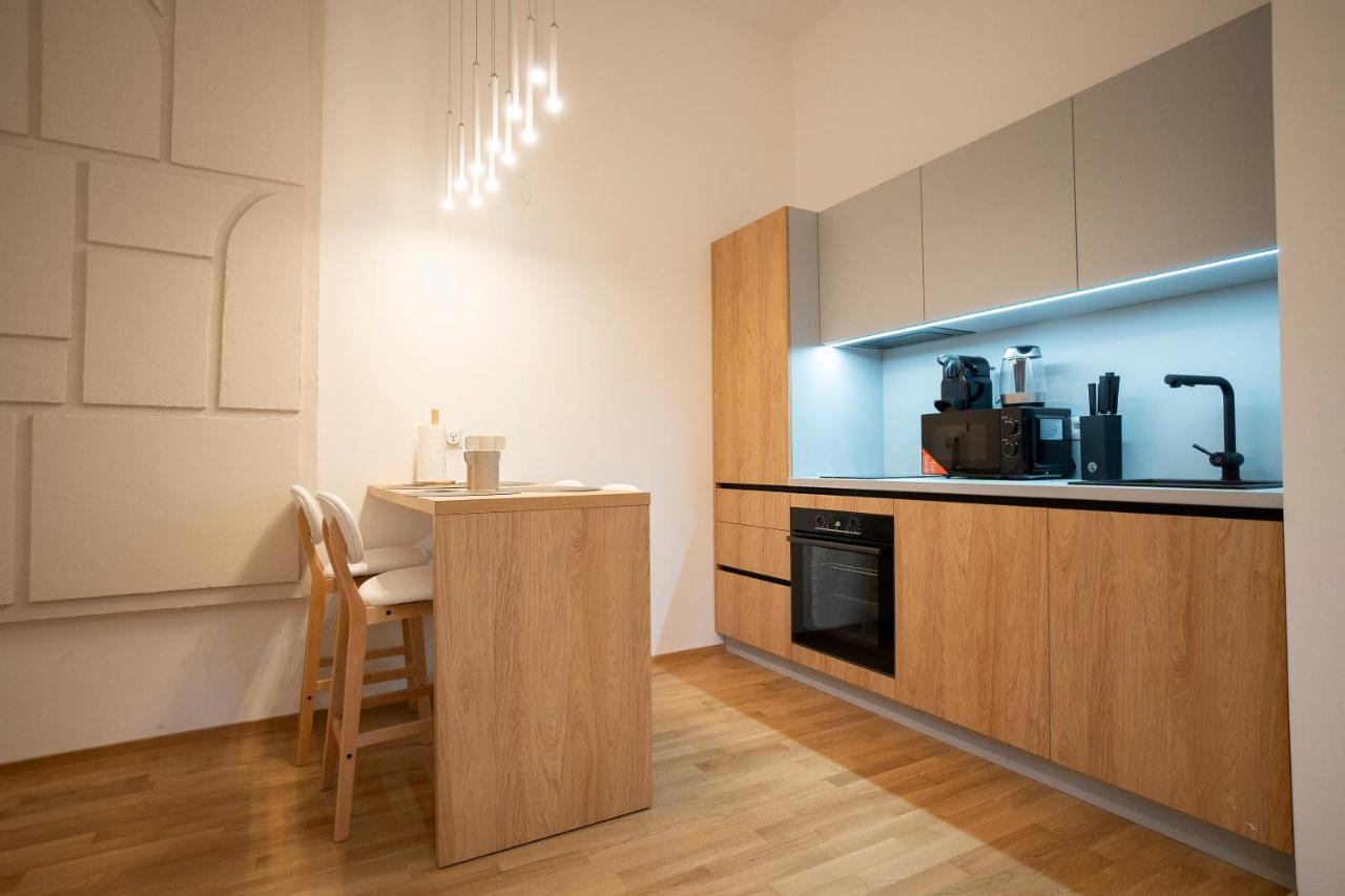 2-rooms Spacious In A Vibrant Cozy Area Apartamento *