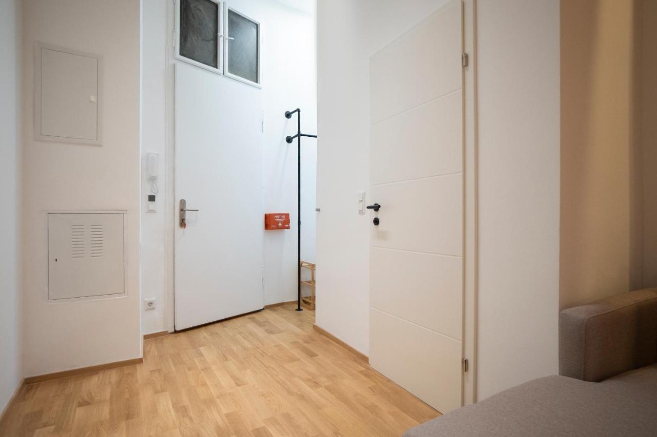 2-rooms Spacious In A Vibrant Cozy Area Apartamento Viena