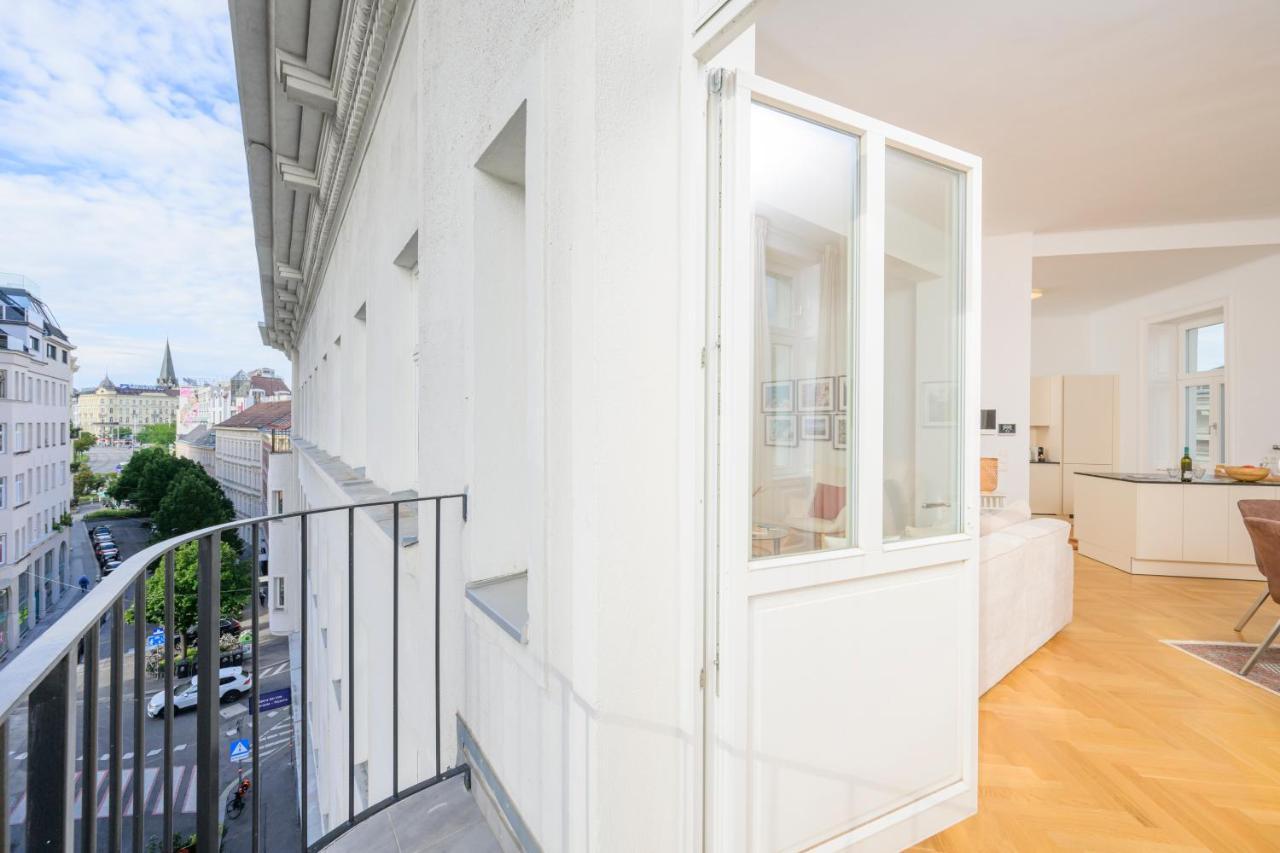 Luxury Raimund Theatre Apartment *