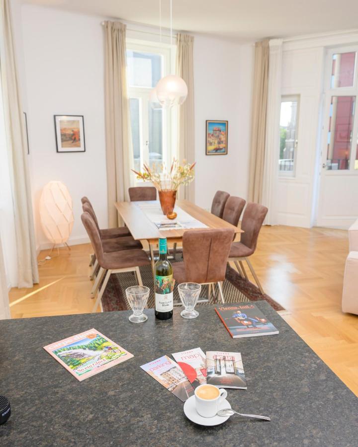 Luxury Raimund Theatre Apartment Vienna