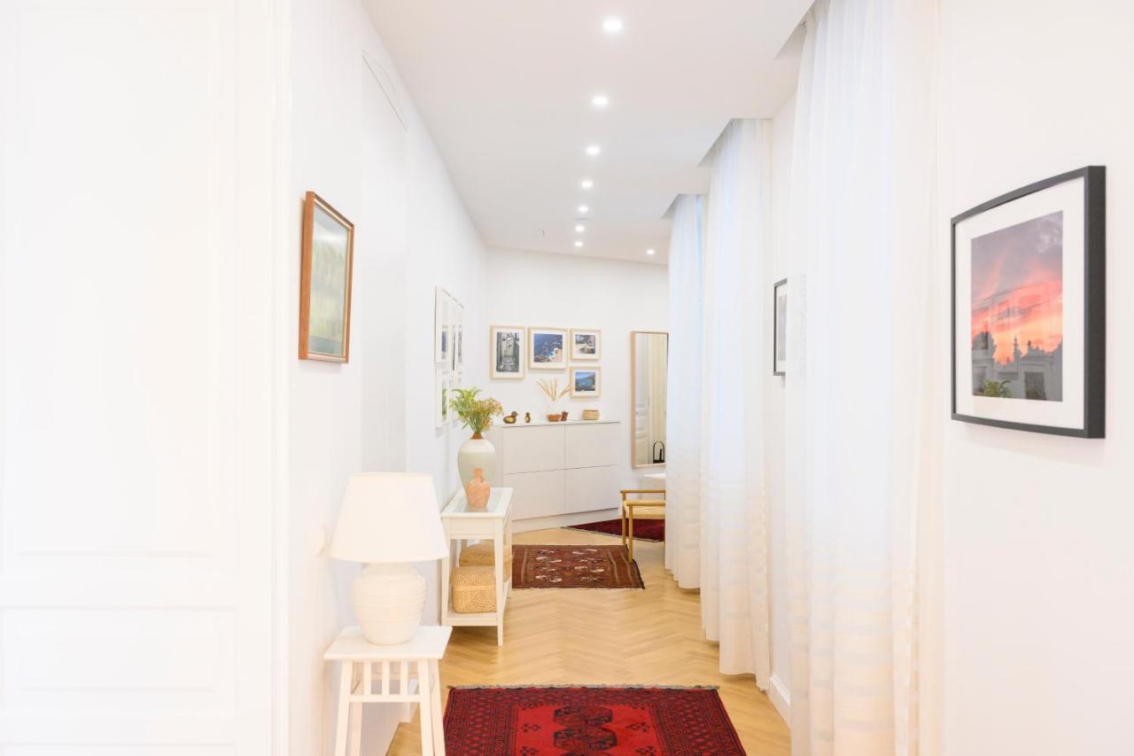 Apartment Luxury Raimund Theatre Vienna
